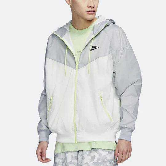 Materiales Sostenibles Nike Ropa deportiva Windrunner Chaqueta con capucha para hombre