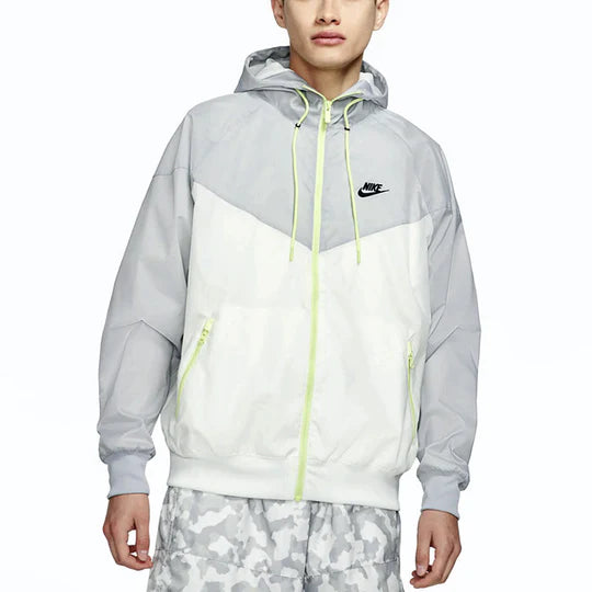 Materiales Sostenibles Nike Ropa deportiva Windrunner Chaqueta con capucha para hombre