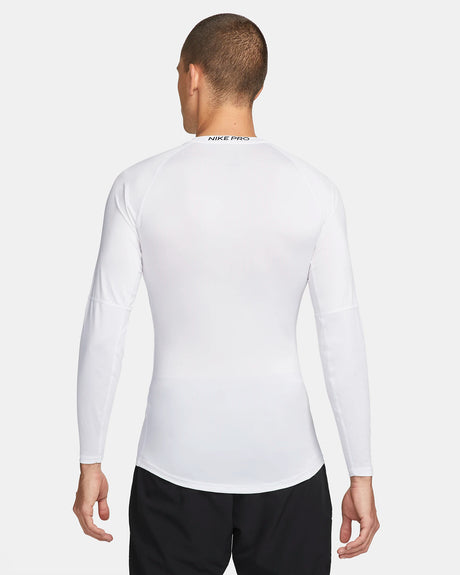 Materiales sustentables Nike Pro Playera de fitness de manga larga Dri-FIT para hombre