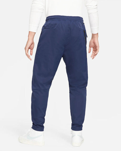 Nike Sportswear Tech Essentials Pantalones suburbanos sin forro para hombre